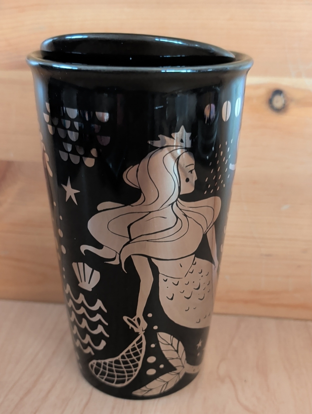 NWT. Sturbucks Ceramic Mermaid Tumbler, Double Wall.